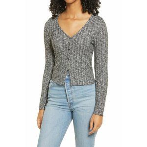Socialite Gray Long Sleeve V-Neck Button Up Ribbed Shirt NEW WITH TAGS
